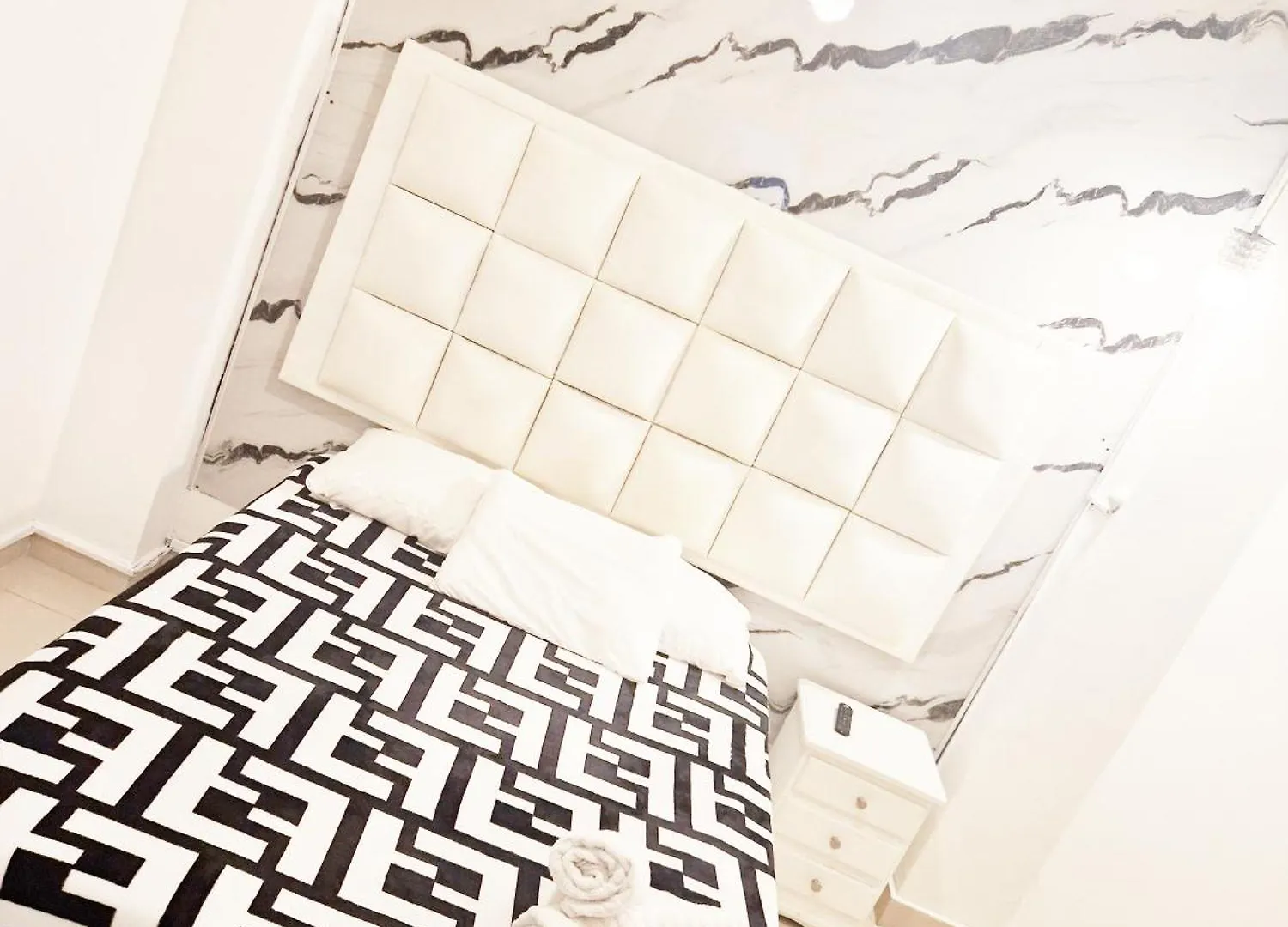 5 Bedrooms Apartment With Jacuzzi At Lleras Park ميديلين